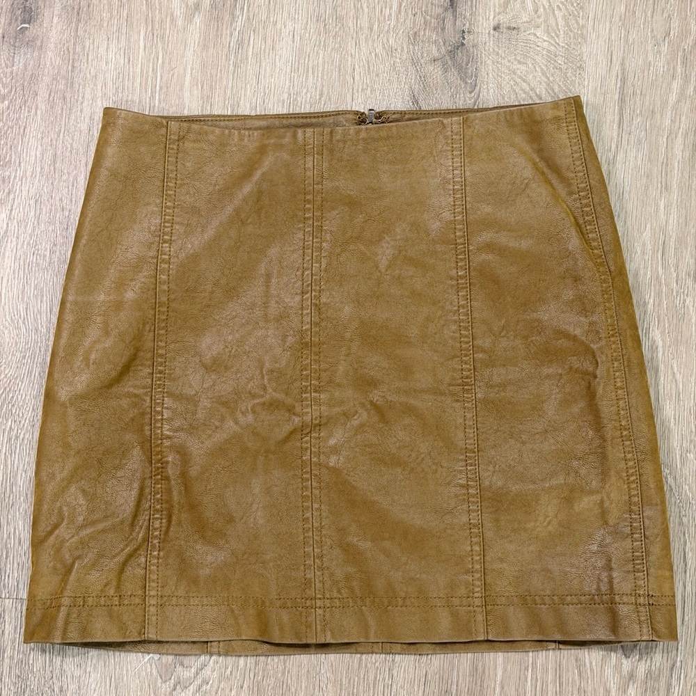 FP Movement by Free People Brown Mini Skirt Size 6 Casual